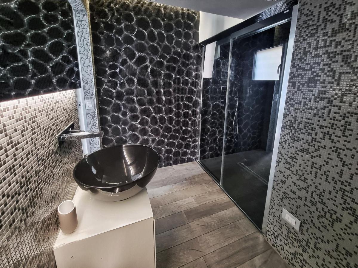 Nonna Laura Apartment Бари Екстериор снимка