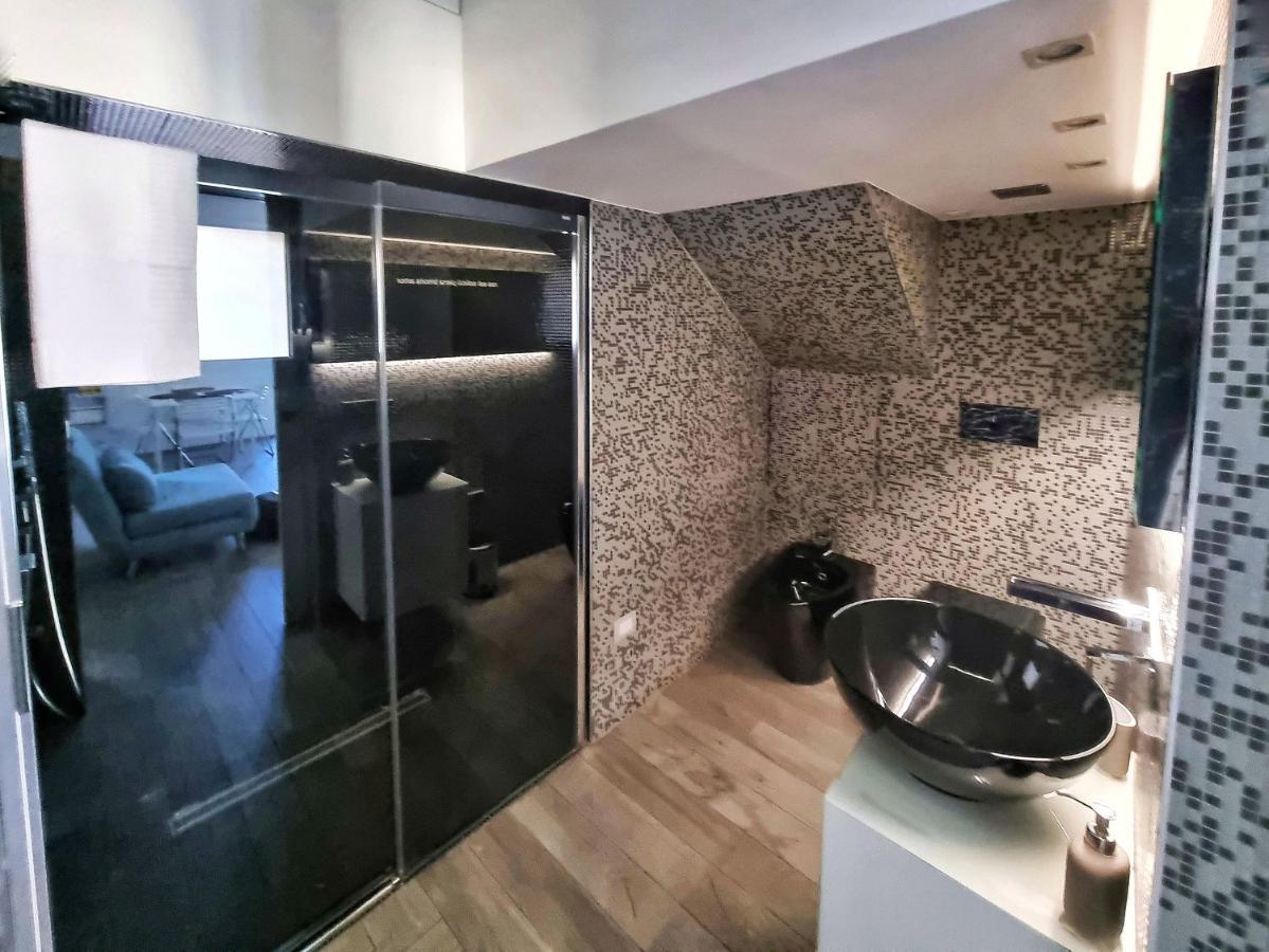 Nonna Laura Apartment Бари Екстериор снимка